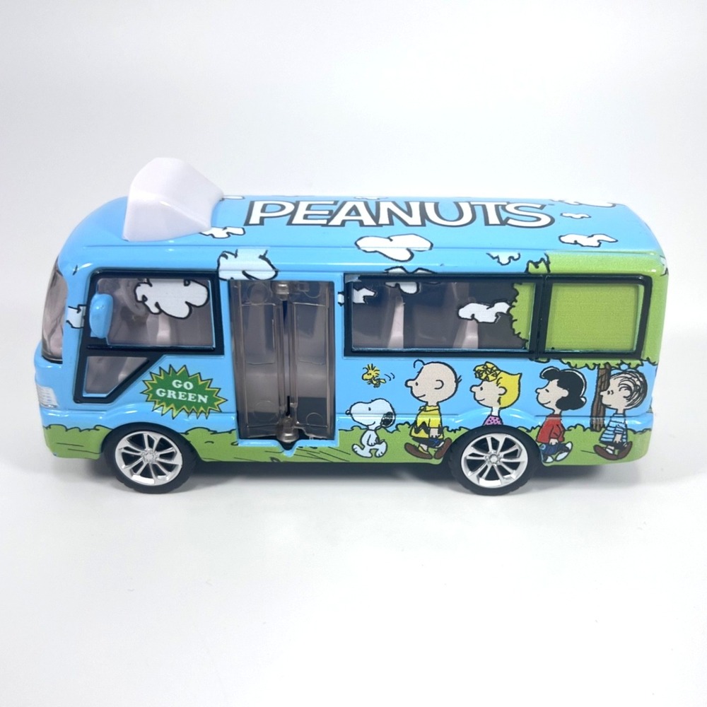 Peanuts Snoopy Rare Yellow Diecast Tour Bus 5" Pull Back & Go, Doors Open Close